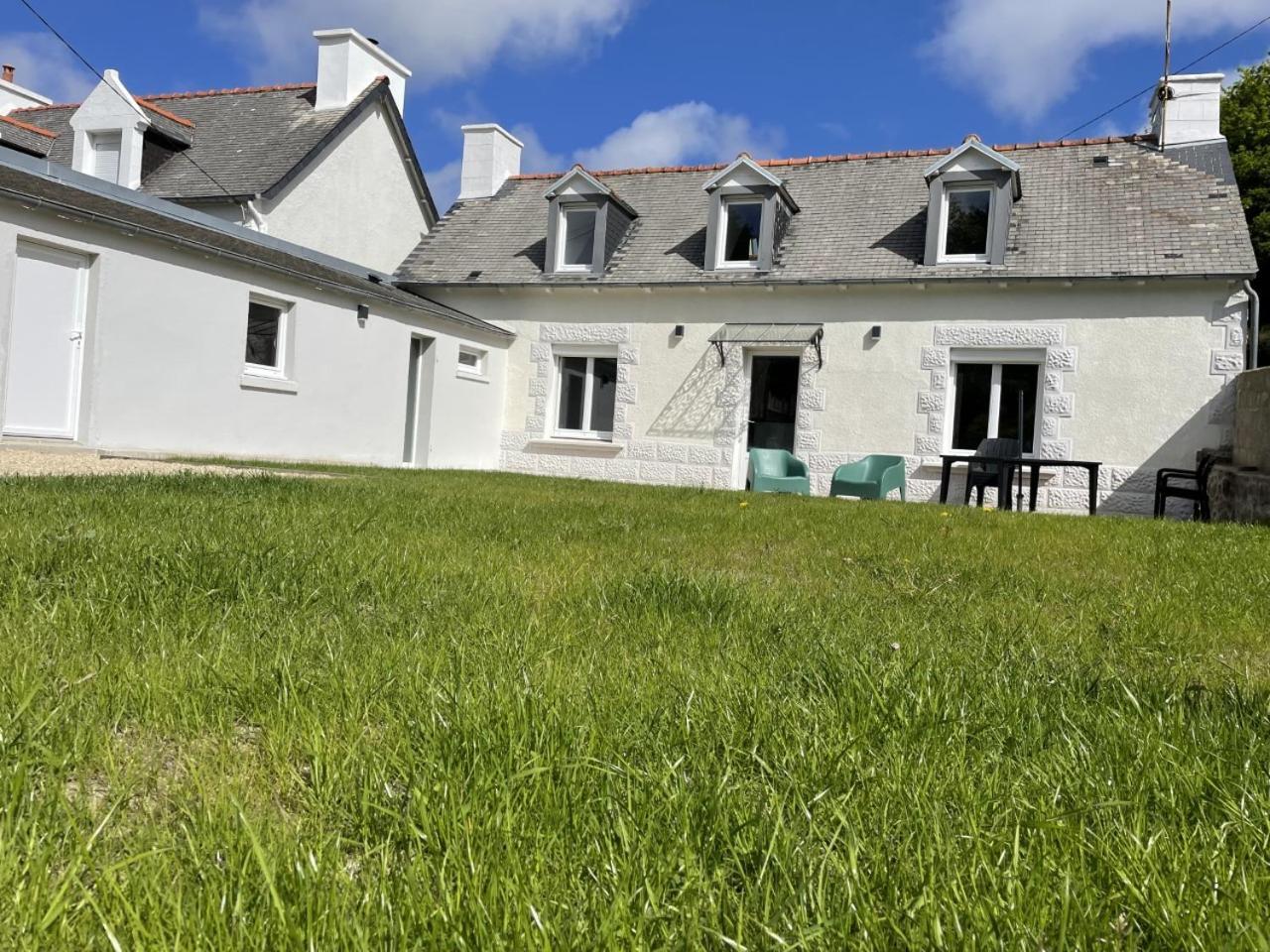 Maison Totalement Renovee 3 Chambres Au Coeur Du Village Lezardrieux Bagian luar foto